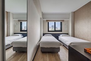 CHECK inn Express Kaohsiung Love River