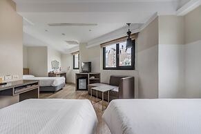 CHECK inn Express Kaohsiung Love River