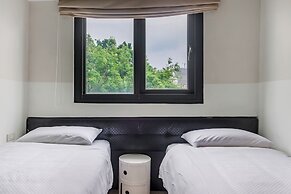 CHECK inn Express Kaohsiung Love River