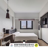 CHECK inn Express Kaohsiung Love River