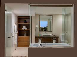 Mövenpick Resort & Spa Boracay