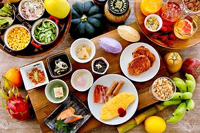 Hotel Breezebay Marina