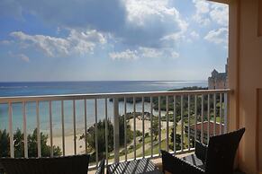 Hotel Breezebay Marina