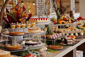 Hotel Breezebay Marina