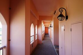 Hotel Breezebay Marina