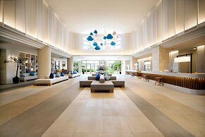 Hotel Breezebay Marina