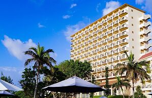 Hotel Breezebay Marina