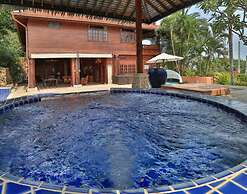 Paradise Island Estate