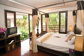 Paradise Island Estate