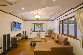 Paradise Island Estate