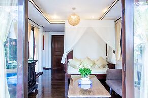 Paradise Island Estate