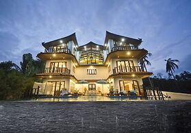 Paradise Island Estate