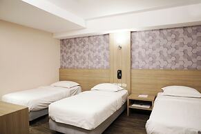 The Riverside Hotel International