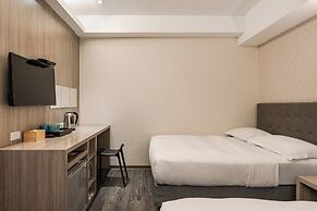 The Riverside Hotel International