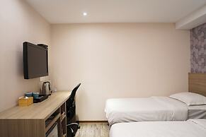 The Riverside Hotel International