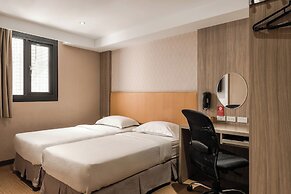 The Riverside Hotel International