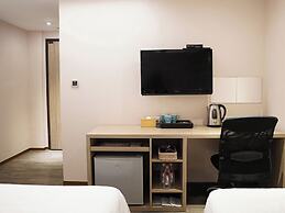 The Riverside Hotel International