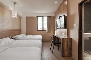 The Riverside Hotel Hengchun