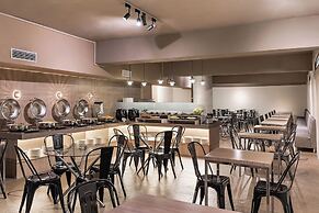 The Riverside Hotel Hengchun