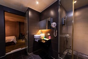 The River Fashion Hotel