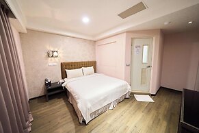 The River Fashion Hotel