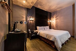 The River Fashion Hotel