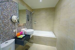 The River Fashion Hotel