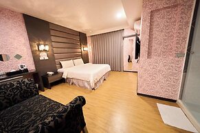 The River Fashion Hotel