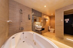 The River Fashion Hotel