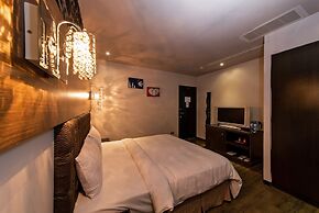 The River Fashion Hotel