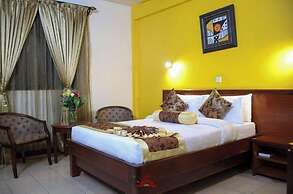 Hennessis Hotel