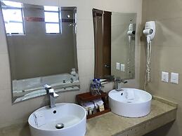 Hostalia Hotel Expo & Business Class