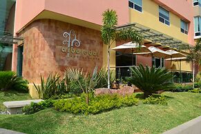 Hostalia Hotel Expo & Business Class