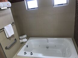 Hostalia Hotel Expo & Business Class