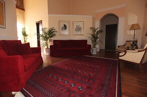 Aktaion Hotel
