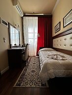 Aktaion Hotel