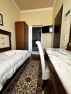 Aktaion Hotel