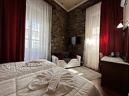 Aktaion Hotel