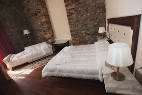 Aktaion Hotel