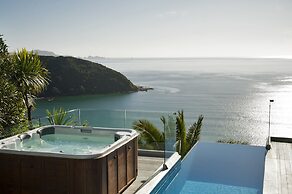 Cloud 9 Luxury Villa