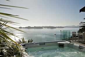 Cloud 9 Luxury Villa