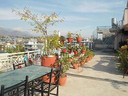 Hotel Fewa Holiday Inn