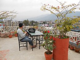 Hotel Fewa Holiday Inn