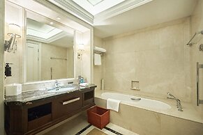 Grand Hotel Haikou (Managed by Accor)