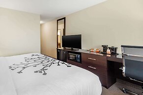Sleep Inn & Suites Fargo Medical Center