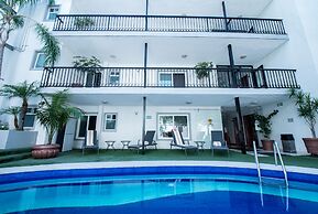 Del Marqués Hotel and Suites