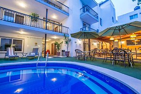 Del Marqués Hotel and Suites