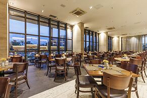 Cullinan Hplus Premium