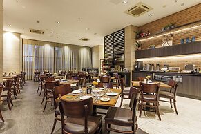 Cullinan Hplus Premium