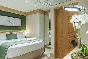 Cullinan Hplus Premium